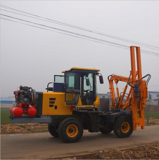 直銷裝載機(jī)護(hù)欄打樁機(jī)，高速護(hù)欄打樁機(jī)
